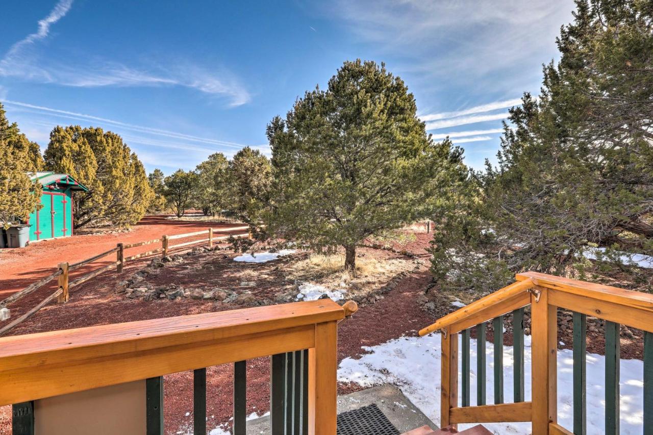 Quaint Williams Cabin Near Grand Canyon Экстерьер фото